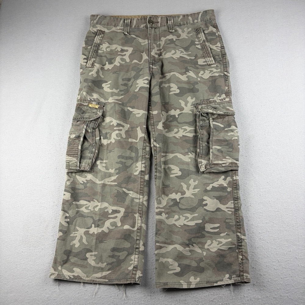 Levi Strauss Cargo Pants Men's 34x30 (Fits 36x27) Camo Baggy